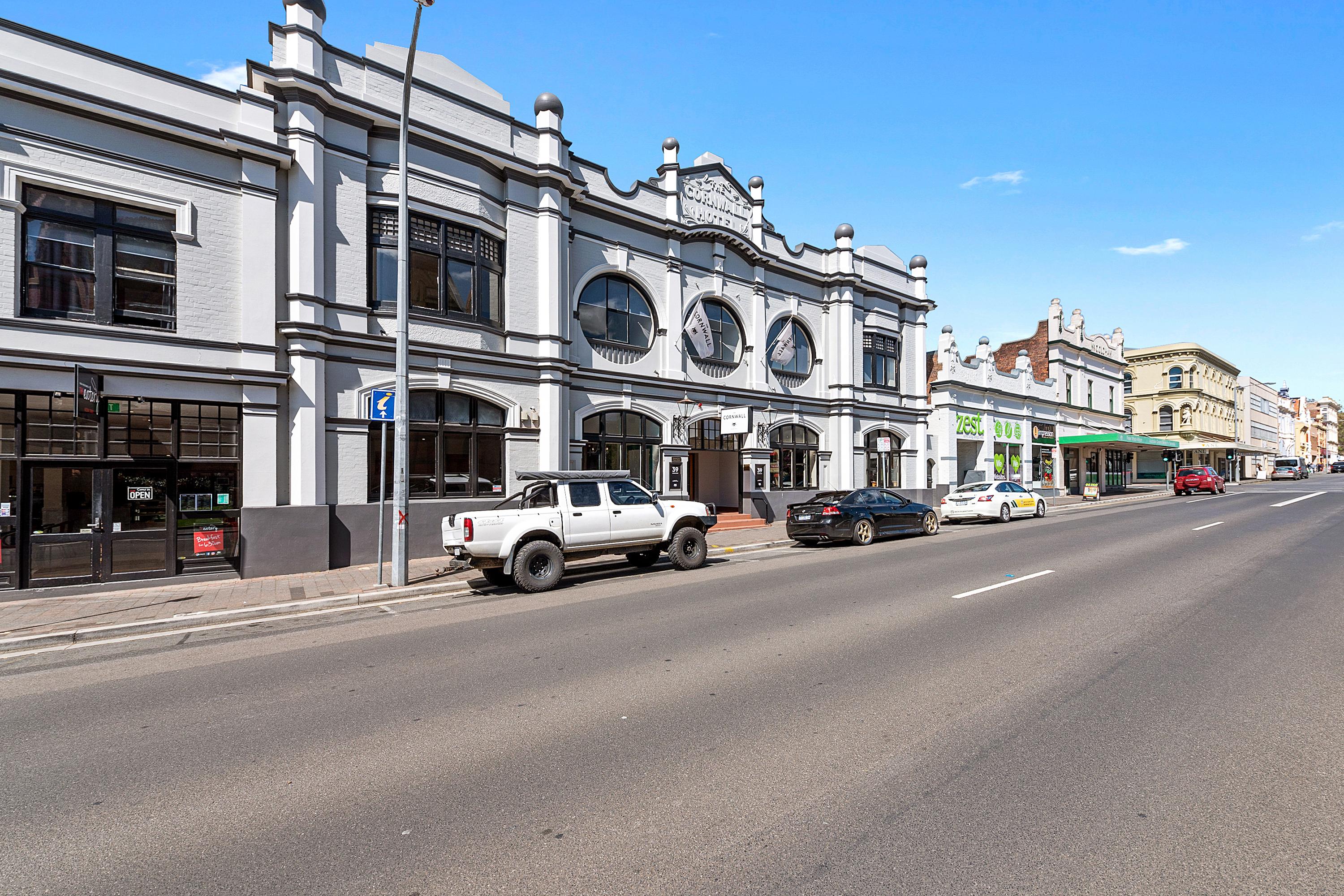 The Cornwall Historic Hotel Лонсестън Екстериор снимка