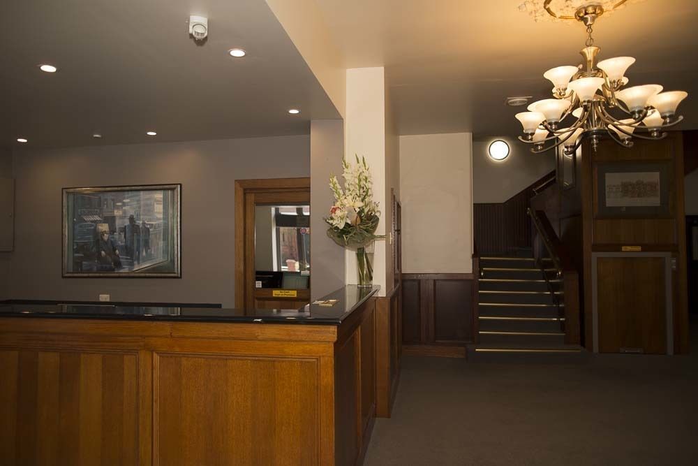 The Cornwall Historic Hotel Лонсестън Екстериор снимка