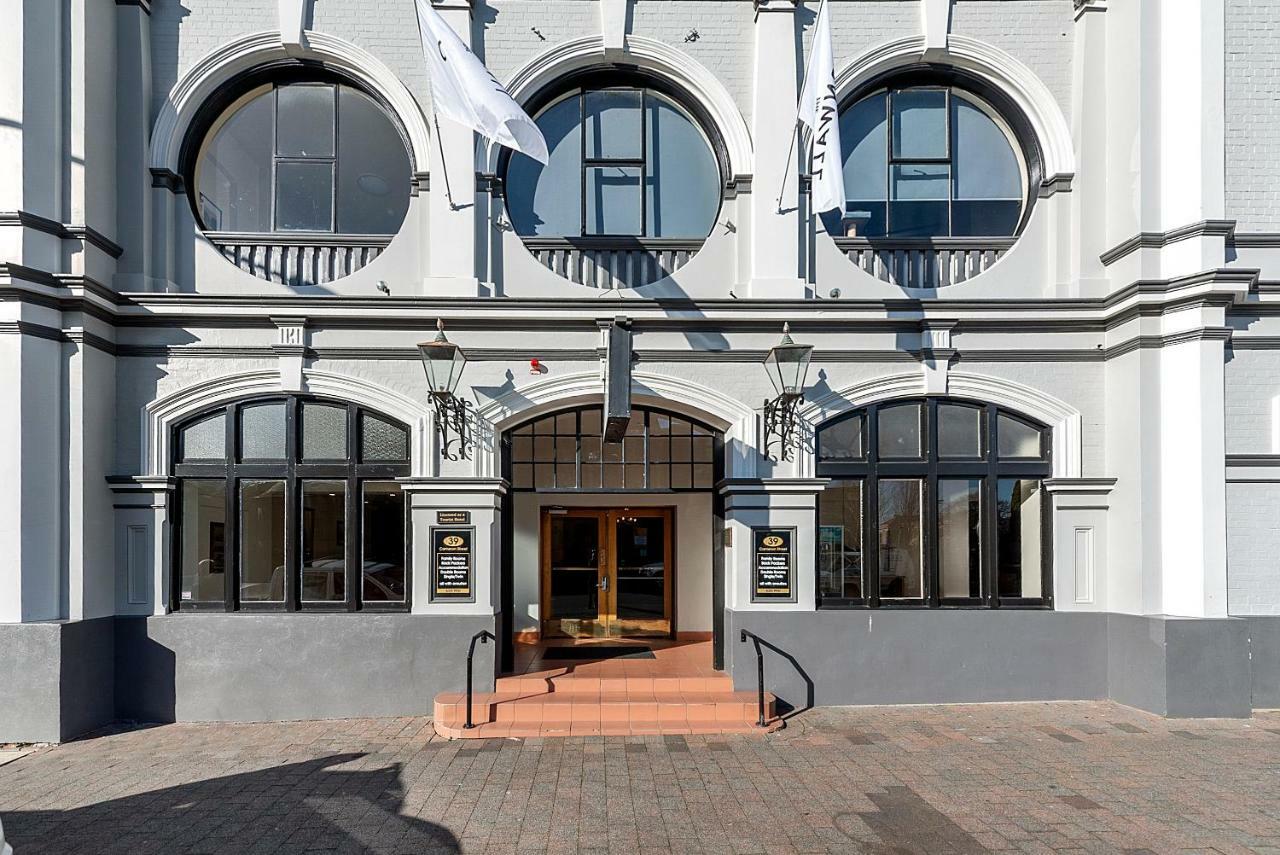 The Cornwall Historic Hotel Лонсестън Екстериор снимка